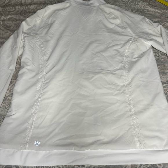 Lululemon Athletica Zip up white jacket / running / breathable holes Size 8 - Picture 8 of 16